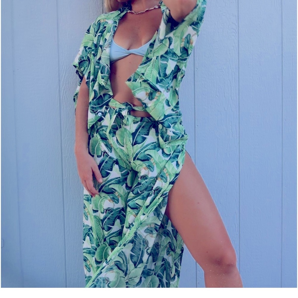 Balimoon Hawaii tropical print  swim suit cover set. One size